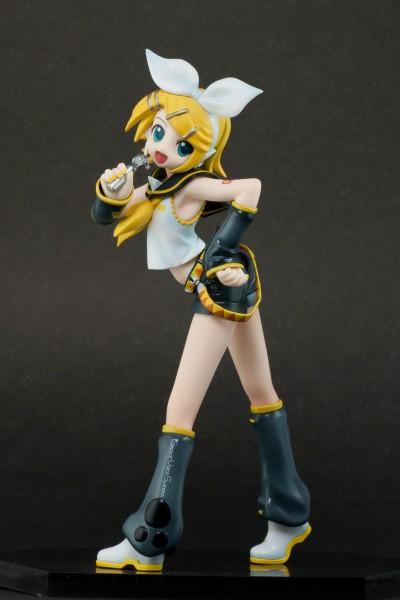 Good Smile Company Kagamine Rin (15)