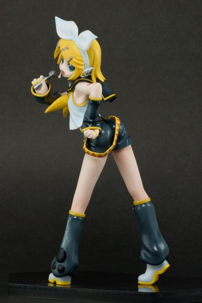 Good Smile Company Kagamine Rin (14)