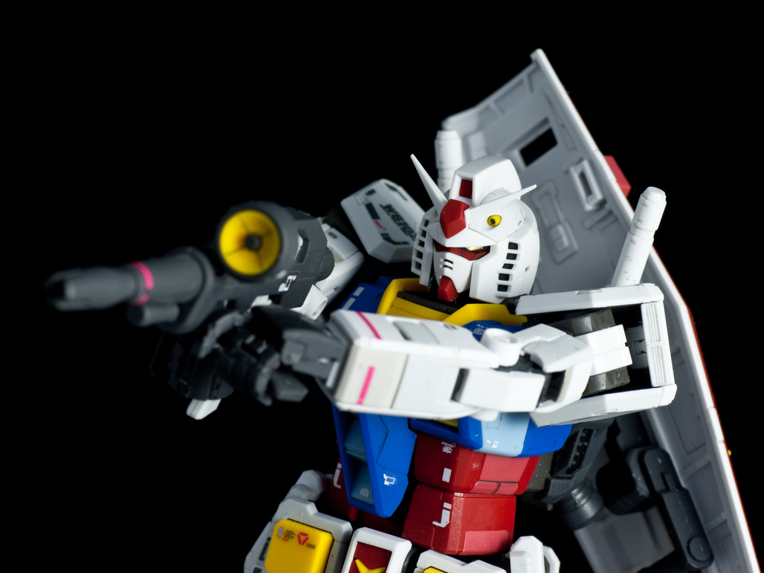 Real Grade RX-78-2 Gundam - The Toyark - News