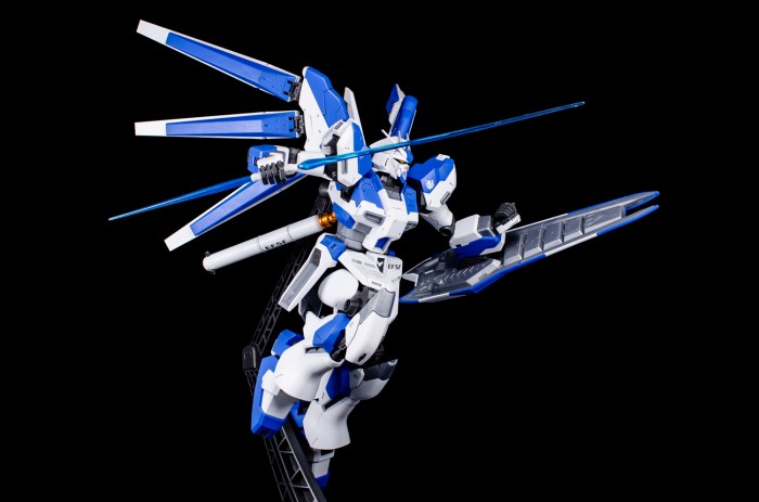 Master Grade Hi-Nu Gundam-17