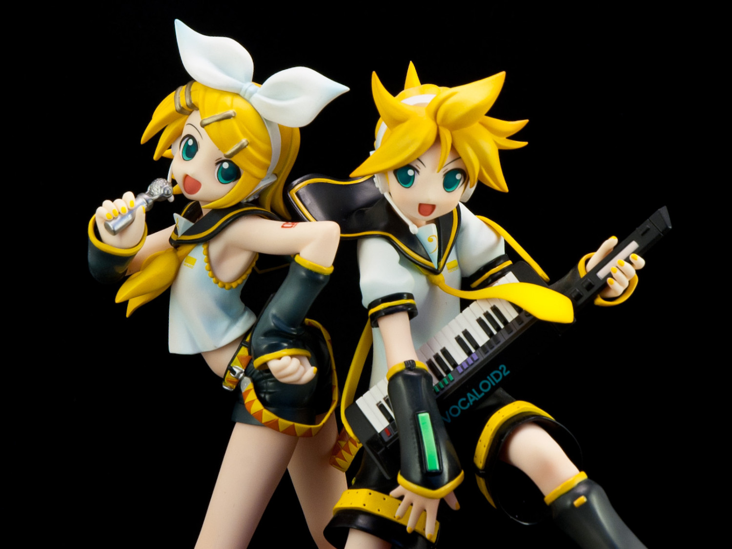 How do Kagamine Rin & Len differ from other Vocaloids? - Comparison with Other Vocaloids
